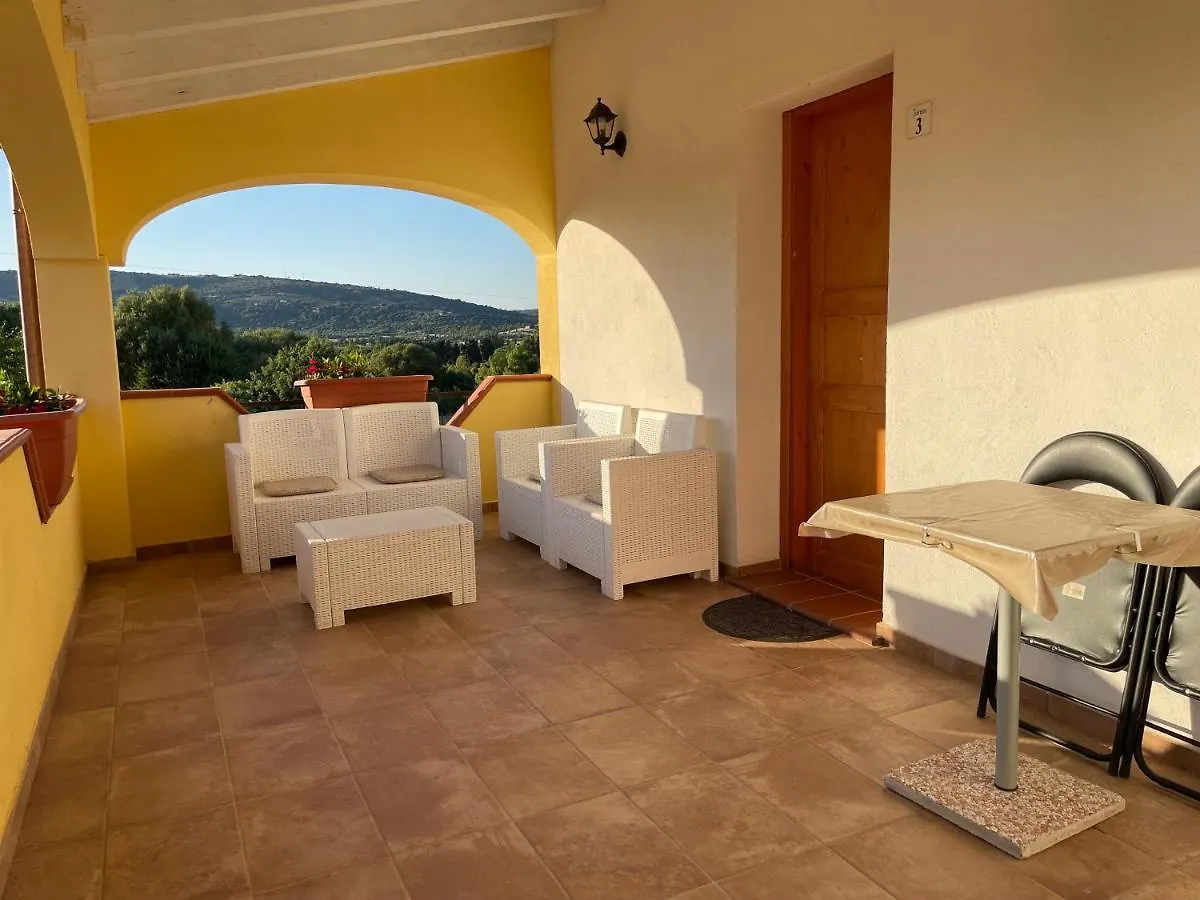 לינה וארוחת בוקר פוסאדה Janas B&B