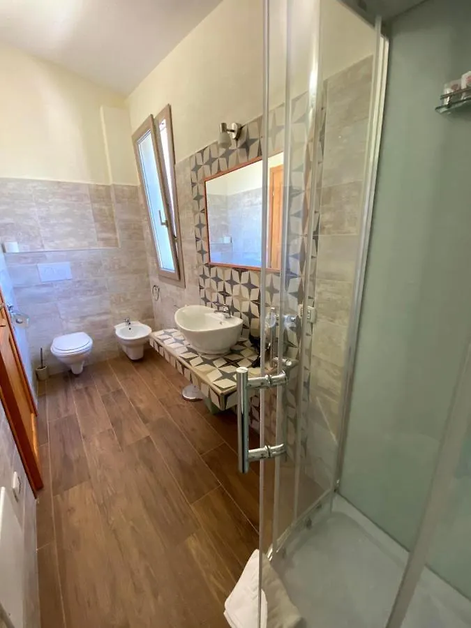 פוסאדה Janas B&B לינה וארוחת בוקר